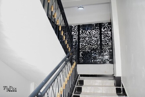 J&J Homes,Nakuru. Section 58 Center.1.5km to the CBD