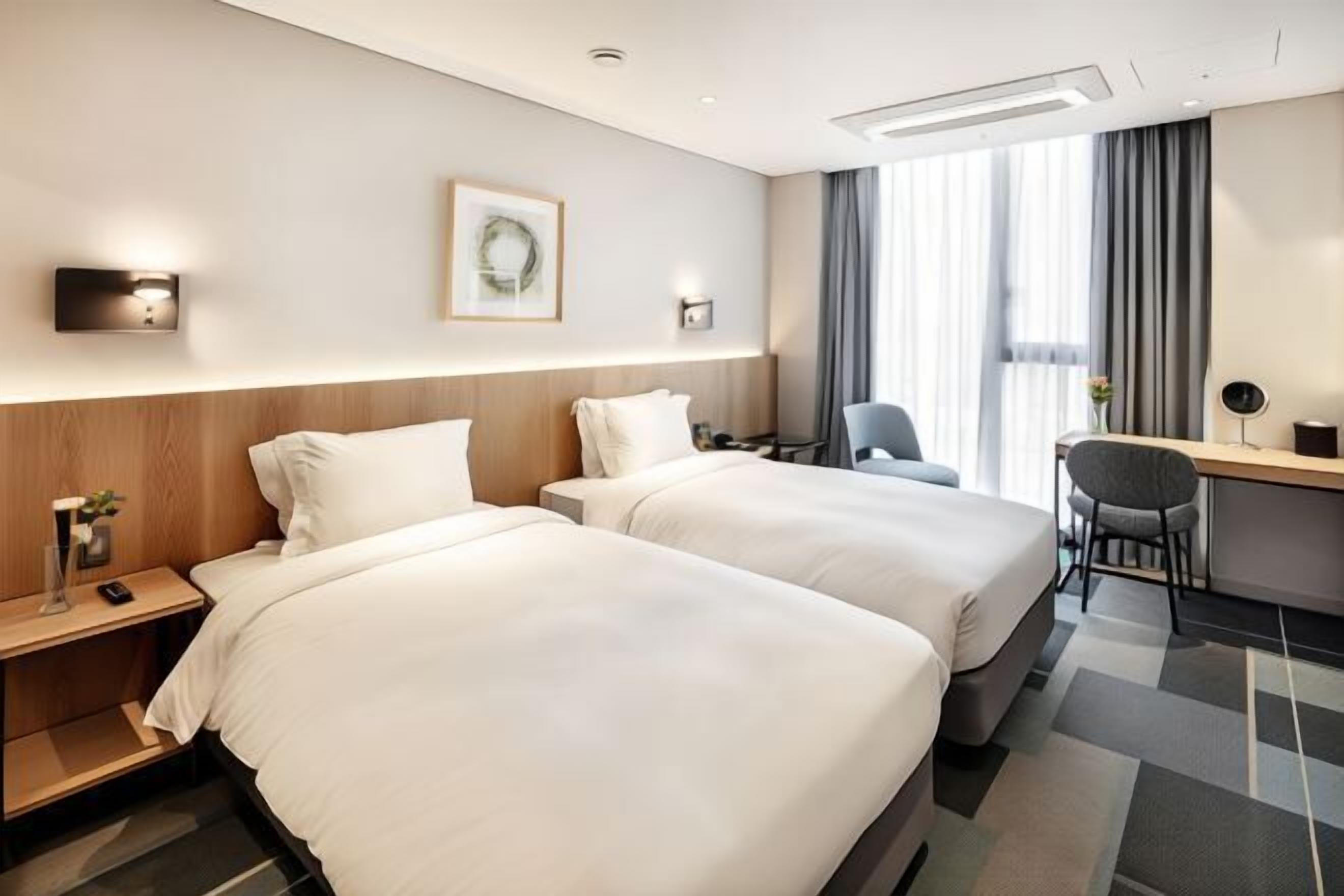 In-room safe, desk, laptop workspace, blackout drapes