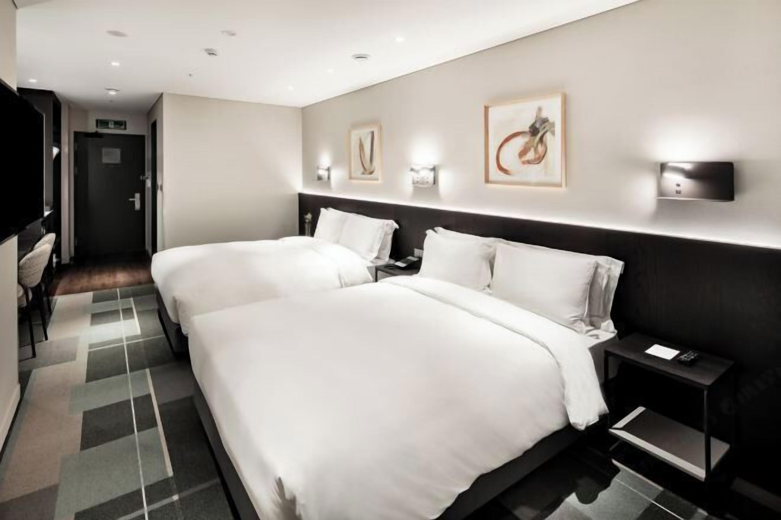 In-room safe, desk, laptop workspace, blackout drapes