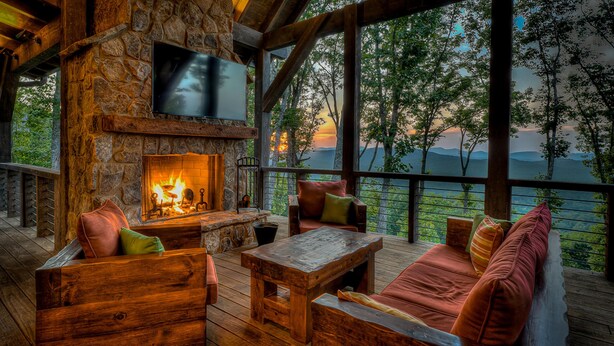 Cabin, 3 Bedrooms | Balcony - El Oso Cabin by Escape to Blue Ridge (Morganton)