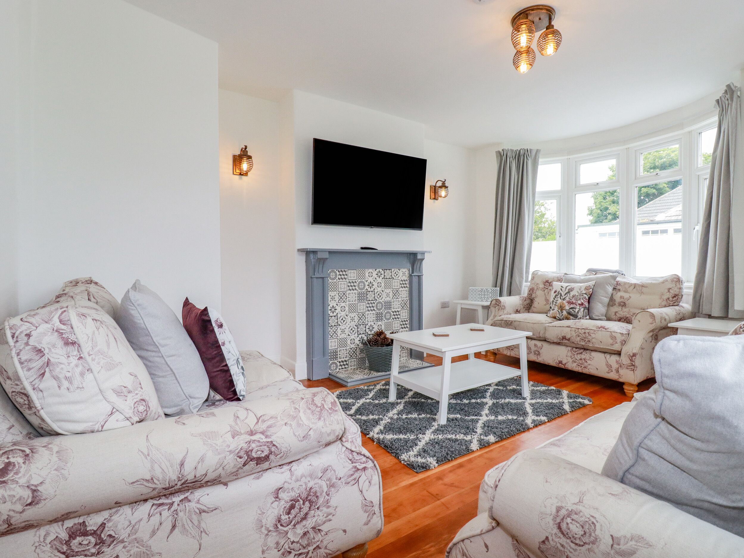 Pen-y-thon House, Pet Friendly, With Hot Tub In Summercourt - 康瓦耳
