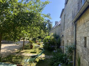 Design-Ferienhaus, mit Bad, Gartenblick (Glas Penty) | Außenbereich