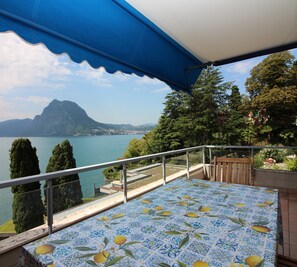 Apartamento família, várias camas, no jardim (Lugano Blue Marine On Lake Shore) | Vista para o lago