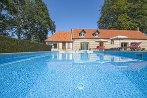 Seasonal outdoor pool