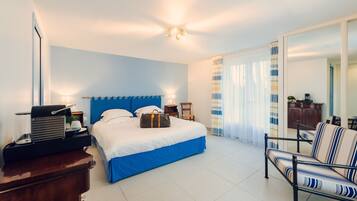 Egyptian cotton sheets, premium bedding, down comforters, pillowtop beds