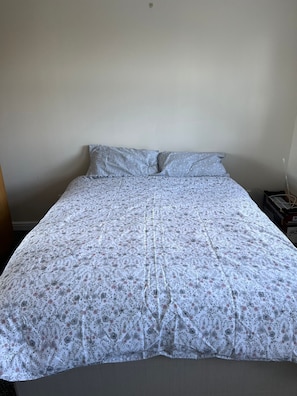 5 bedrooms
