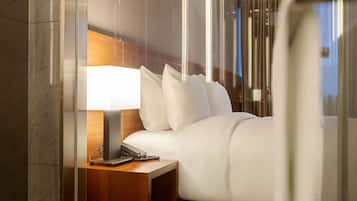 ํธ์๋ฃธ | ์ค๋ฆฌ/๊ฑฐ์ํธ ์ด๋ถ, ๋ฌด๋ฃ WiFi, ์นจ๋ ์ํธ