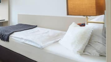 Habitación (ALMA's Einzelzimmer) | Ropa de cama hipoalergénica, sistema de insonorización, wifi gratis