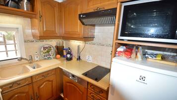 Réfrigérateur, grille-pain