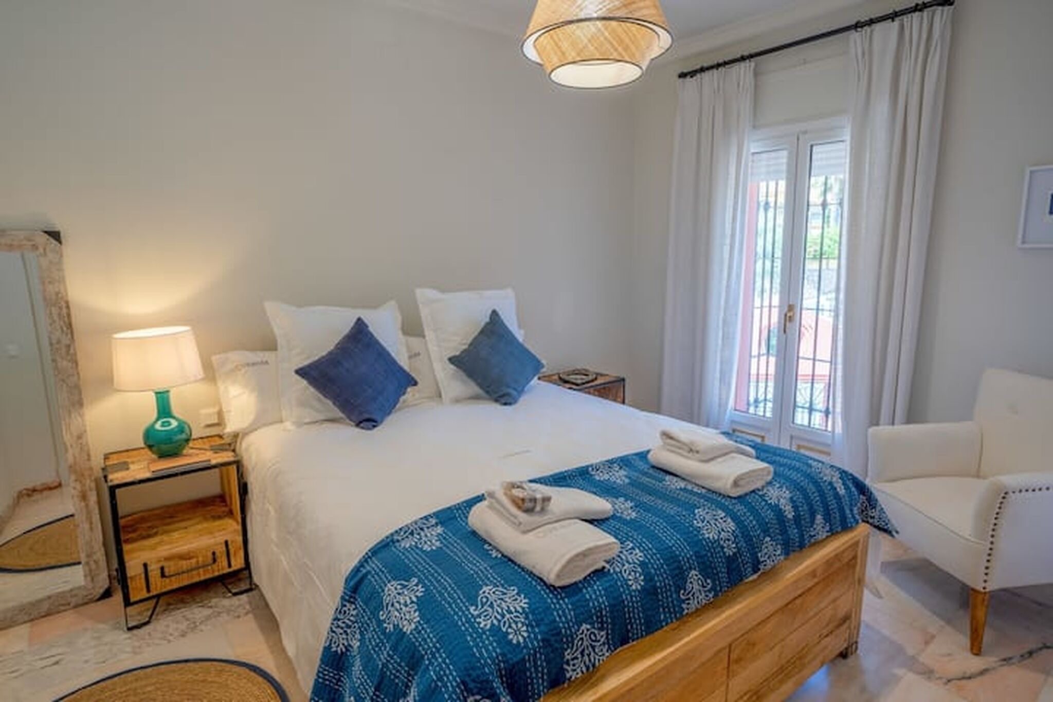 8 sovrum, strykjärn/strykbräda, gratis wi-fi och sängkläder