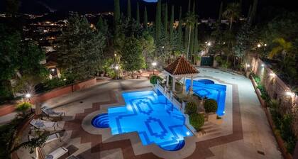 Villa 'Vituco 34' avec piscine et Wi-Fi, accessible aux animaux de compagnie