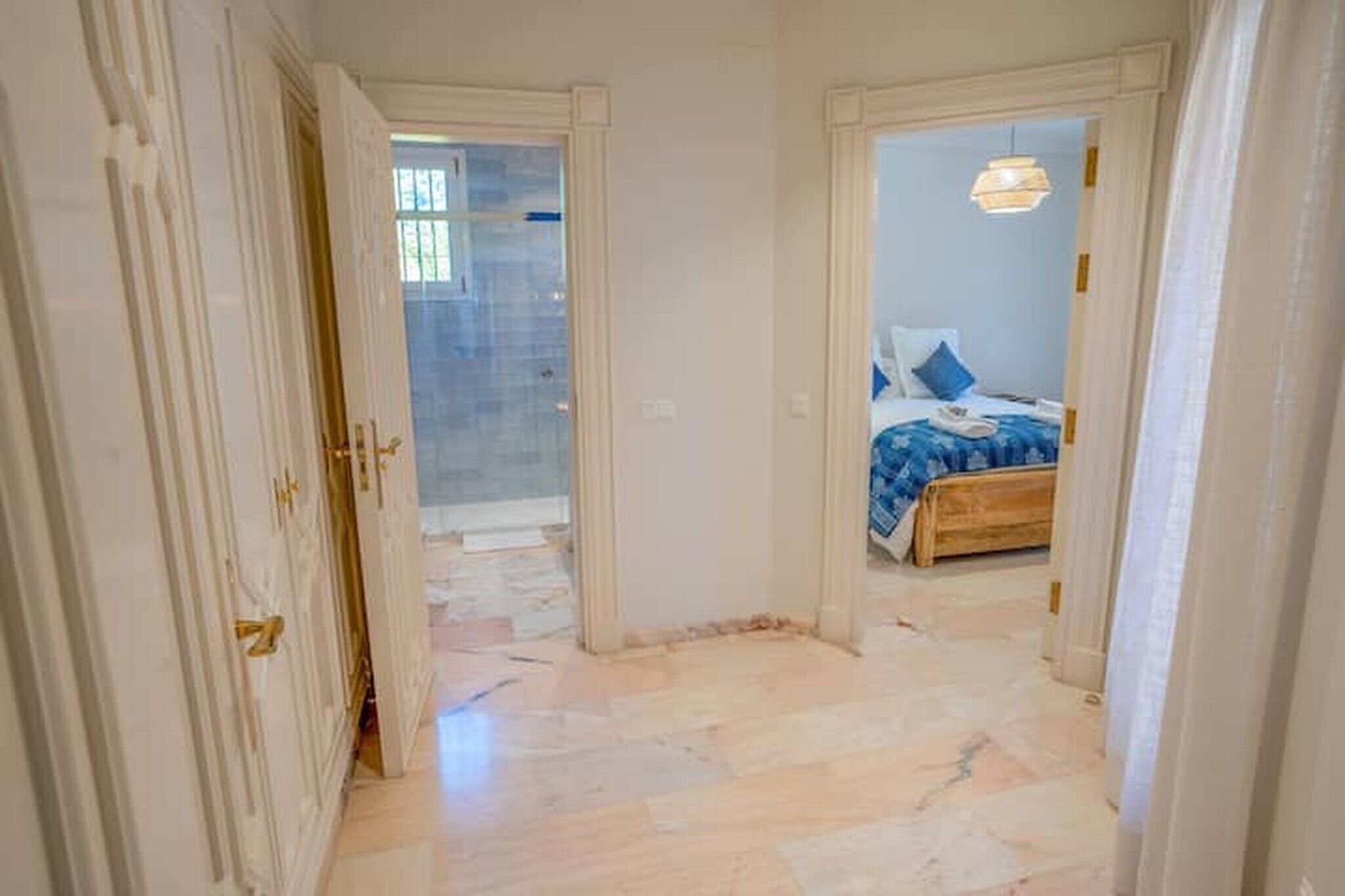 8 bedrooms, iron/ironing board, free WiFi, bed sheets