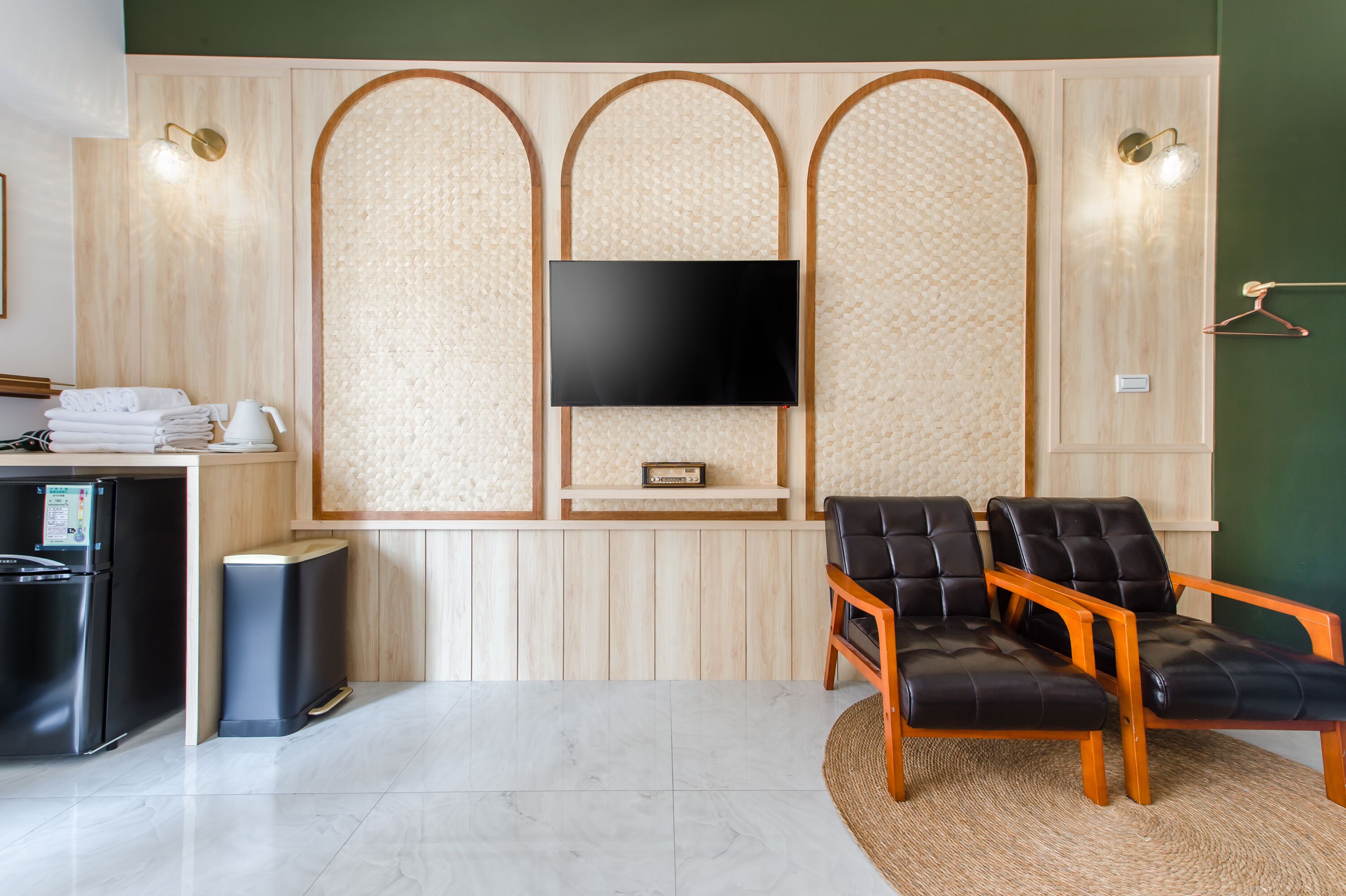 高級四人房-附陽台 | 免費無線上網、床單