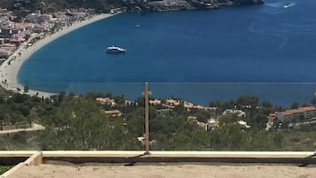 靠近海滩