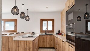 Uklassifisert bilde, 3 av 32, knapp