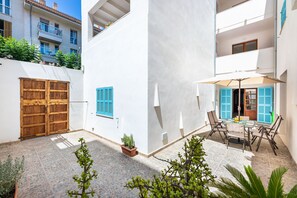 Outdoor dining - Apartment 'Albercutx Pollentia 1' with Terrace, Air Conditioning and Wi-Fi (Puerto de Pollensa)