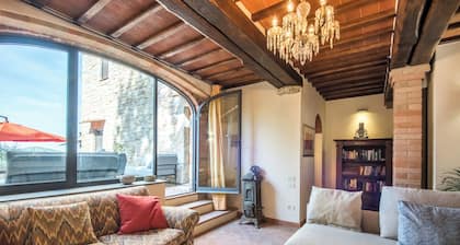 "Villa Erbolino" with Private Garden, Outdoor Stone Bathtub & Wi-Fi