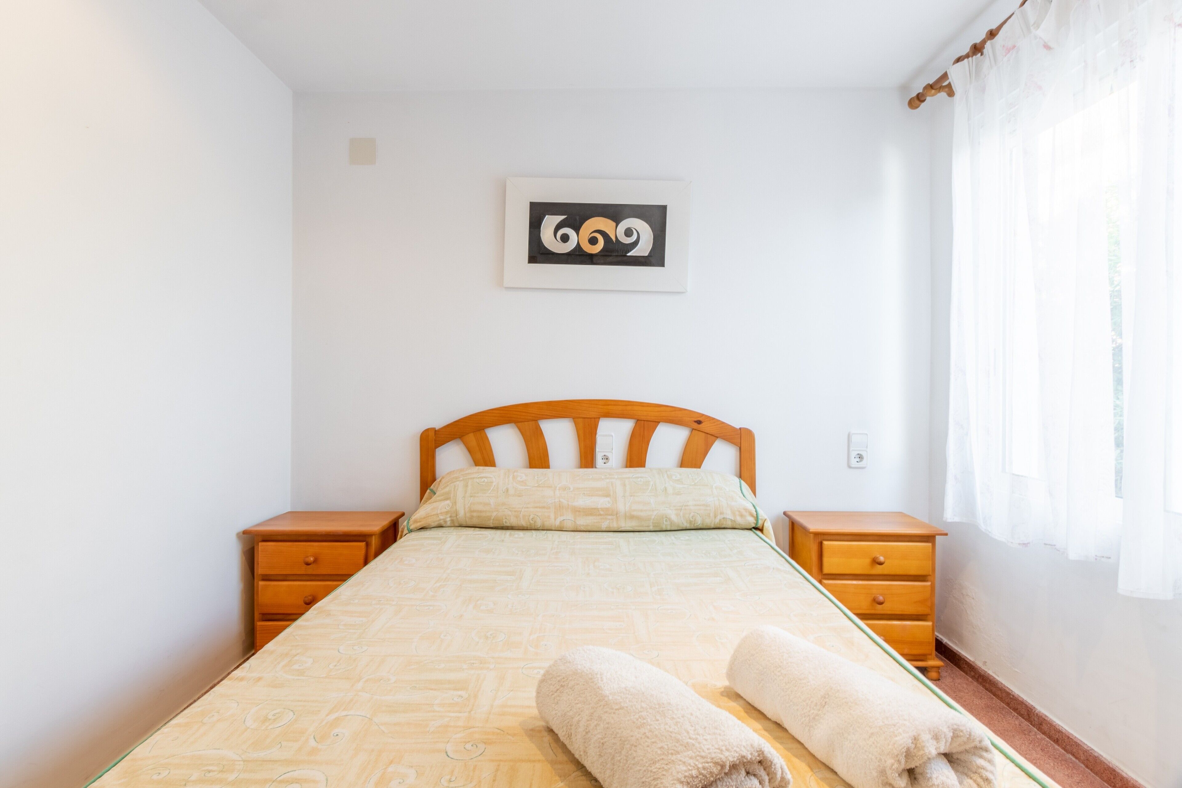 3 chambres, fer et planche à repasser, Wi-Fi gratuit, draps fournis