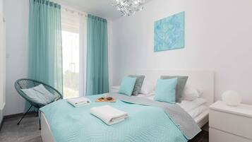 1 Schlafzimmer, BĂŒgeleisen/BĂŒgelbrett, WLAN, BettwĂ€sche