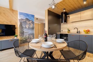 Dining - Salwatoriańska 28A | Cozy Apartment | Mountains (Zakopane)