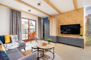 TV - Salwatoriańska 28A | Cozy Apartment | Mountains (Zakopane)