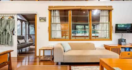 Piccabean Cottage - Palmwoods Eco Escape