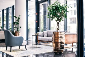 Reception - Grand Plaza Hotel and Congress Centre (Ljubljana)