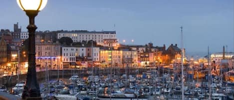 Huoneisto | Ulkopuoli