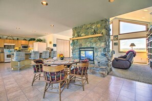 Dining - Sunny Big Timber Retreat w/ Spacious Deck! (Big Timber)