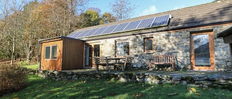 Cottage | Interior