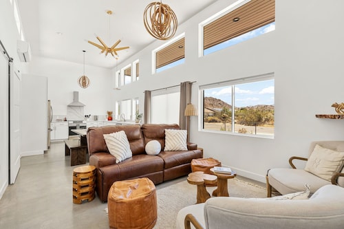 Contemporary Compound By Homestead Modern