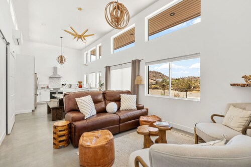 Contemporary Compound By Homestead Modern