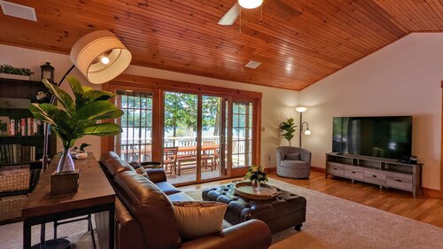 Hideaway at Highland Lake