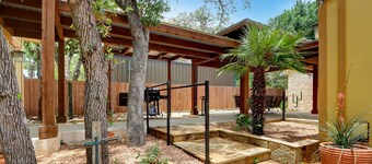 Three Sisters - Casita 3 I Close to Market Days grounds in Wimberley!