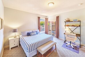 2 chambres, bureau, accès au Wi-Fi (inclus), literie fournie