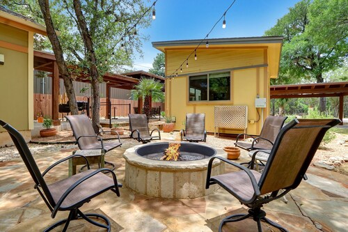 Three Sisters- Casita 1   I Pet Friendly couples retreat in Wimberley