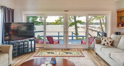 Waterfront Getaway on Sodus Bay: Prime Location!