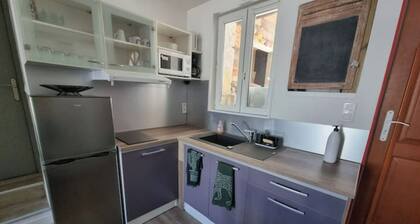 Nice apartment. 2 to 8 pers. 20 min from futuroscope