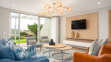 Luxury Apartment | Living area
