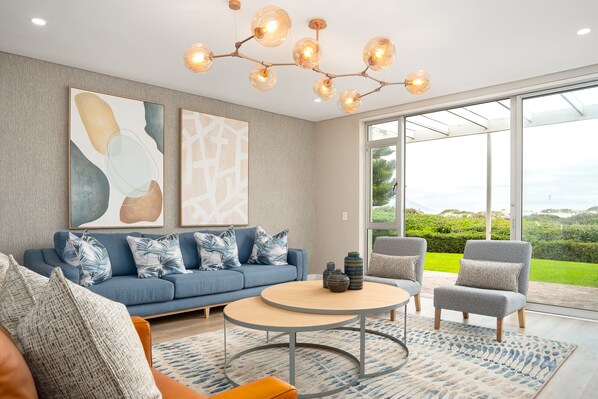 Luxury Apartment | Living area