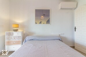 4 habitaciones, tabla de planchar con plancha y wifi gratis 