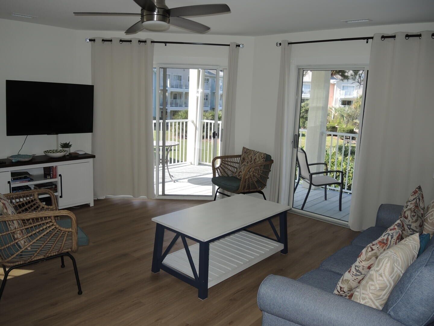 Villa, 2 Bedrooms | Living area