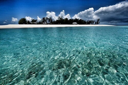 Legacy Homes (1A) 2 Bedroom Lux Apartment