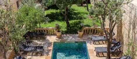 Junior Suite, 1 Queen Bed, Terrace, Pool View | Terrace/patio