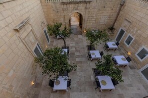 Terrace/patio - Palazzo Pisani Malta Boutique & Spa (Zabbar)