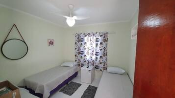 Quarto triplo standard | Roupas de cama antialérgicas