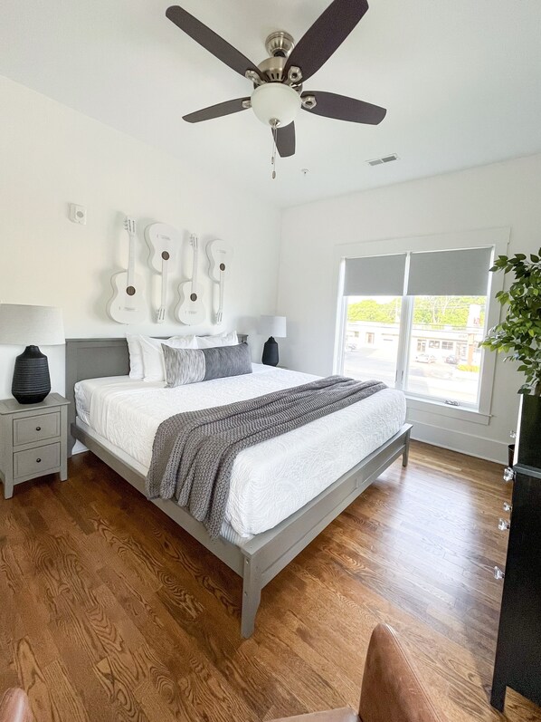 2 habitaciones, tabla de planchar con plancha y wifi gratis 