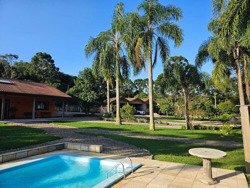 Rustic cabin | Pool | Lake | Barbecue
