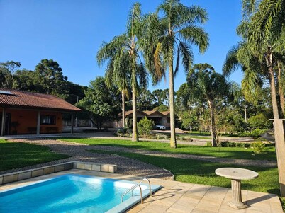 Rustic cabin | Pool | Lake | Barbecue