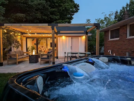 Terrace/patio. NEW Professionally Designed 8 Bed Home (w. 2 Sandbanks Passes)